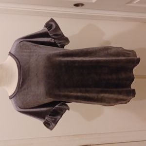 🧡 Old Navy Velvety Top with Ruffle Short Sleeves